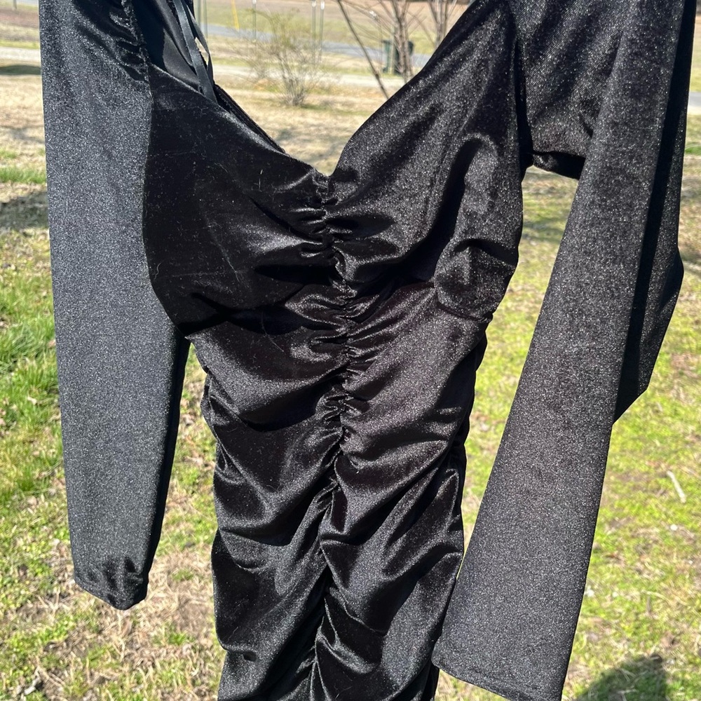 Elegant Black Ruched Dress
